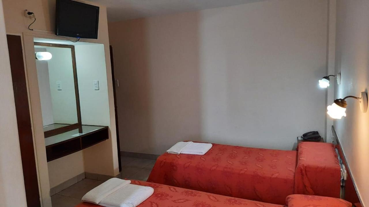 Hotel Marilian II サルタ エクステリア 写真