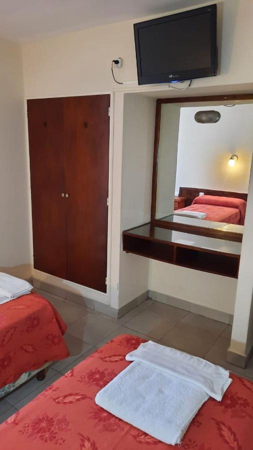 Hotel Marilian II サルタ エクステリア 写真