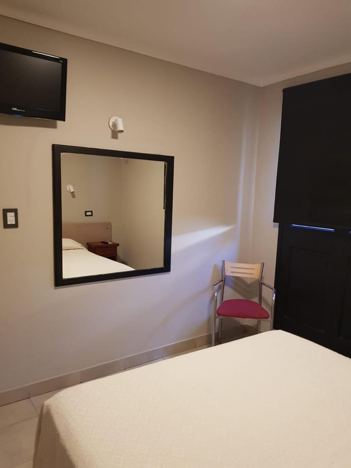 Hotel Marilian II サルタ エクステリア 写真