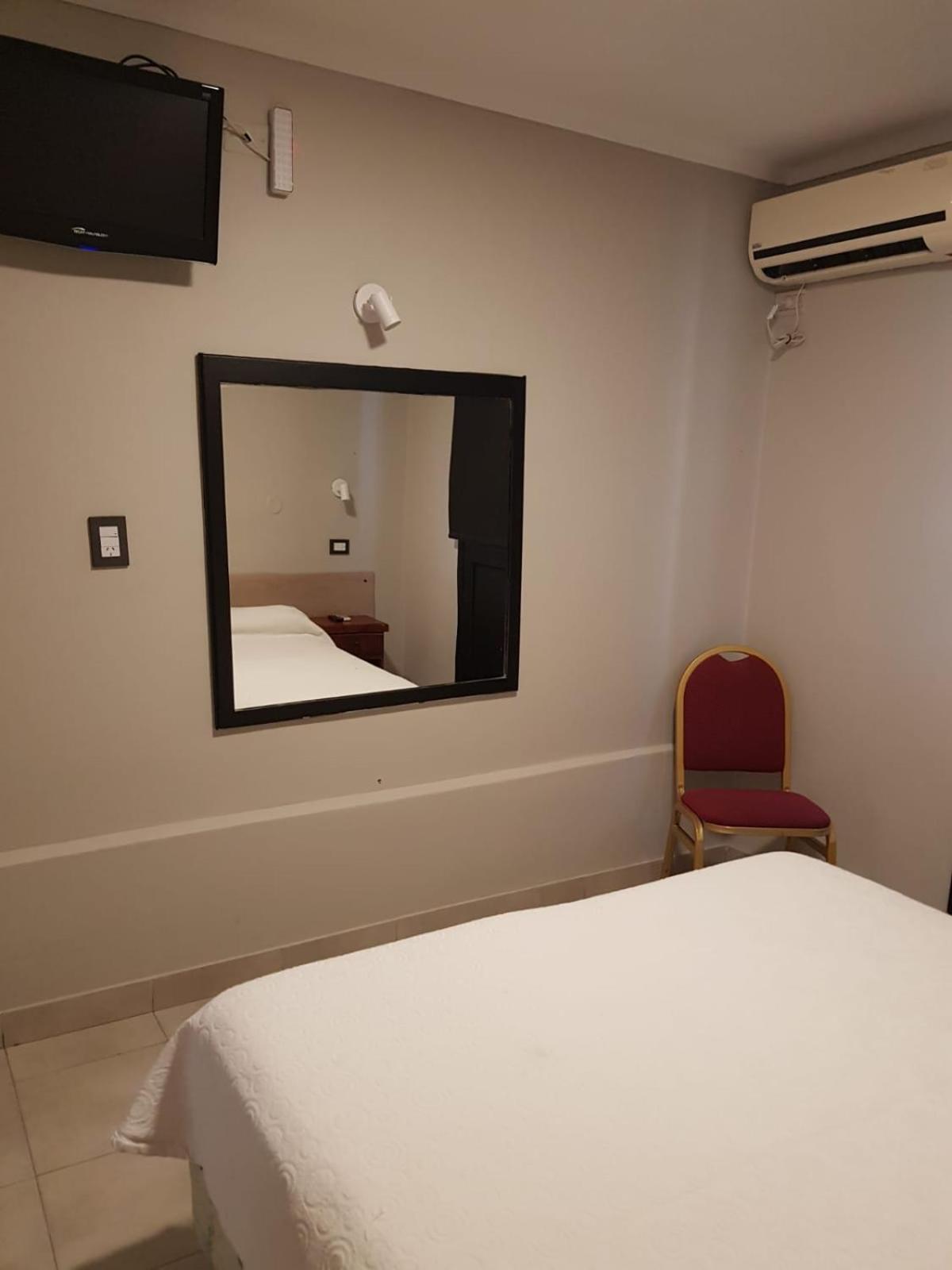 Hotel Marilian II サルタ エクステリア 写真