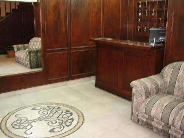 Hotel Marilian II サルタ エクステリア 写真